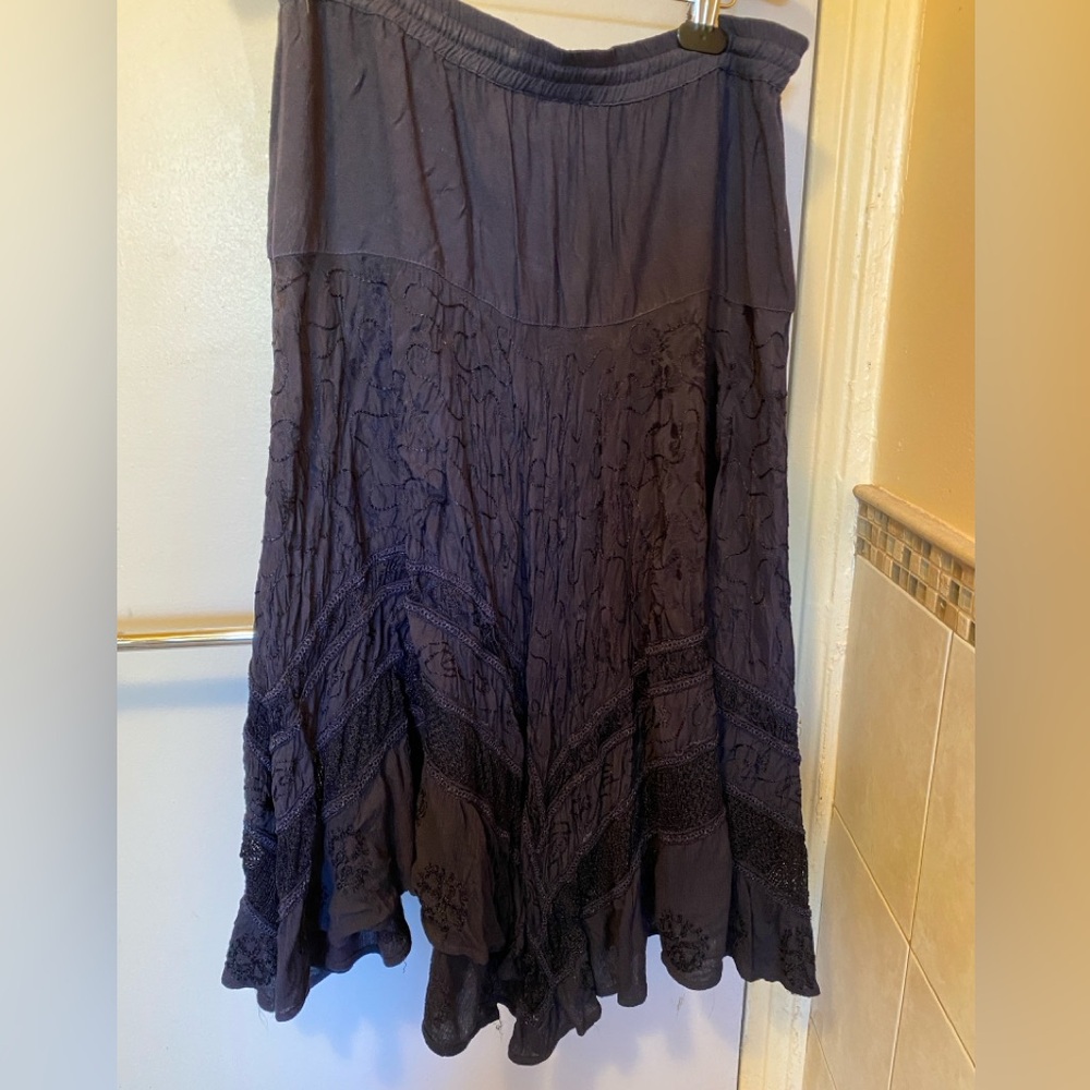 Coldwater Creek Embroidered Jacquard Skirt Navy Handkerchief Hem